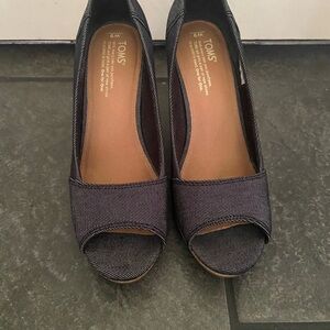 TOMS Women's Charcoal Peep Toe Heels